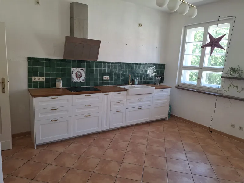 Großzügige, ansprechende 4-Zimmerwohnung zu vermieten. — photo 1